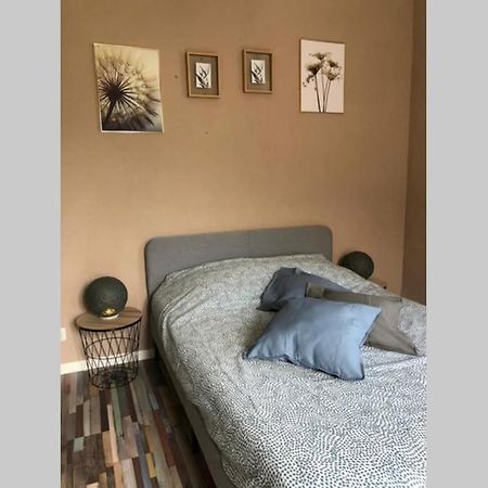 Appart Renove 2 Chambres Avec Clim L'Isle-sur-la-Sorgue Luaran gambar