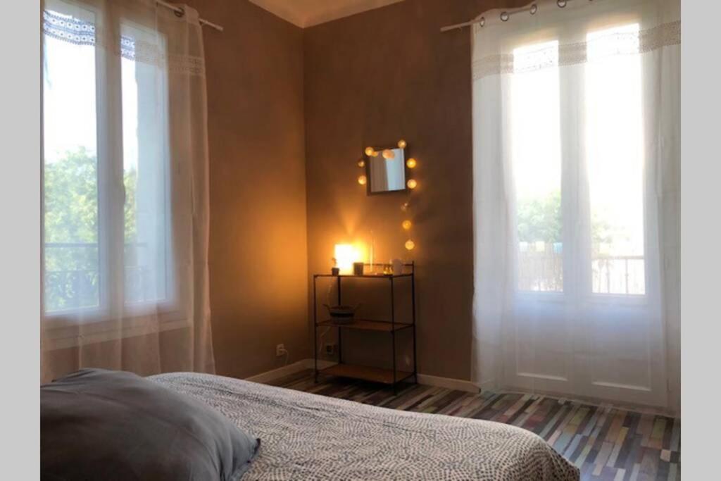 Appart Renove 2 Chambres Avec Clim L'Isle-sur-la-Sorgue Luaran gambar